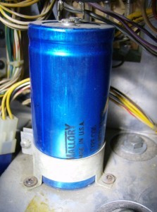 Giant Capacitor